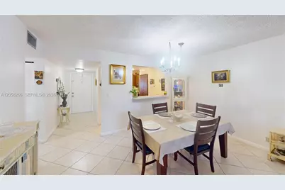 9320 Sunrise Lakes Blvd #303, Sunrise, FL 33322 - Photo 1