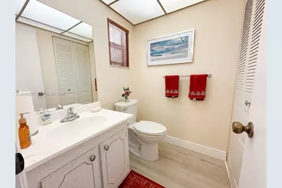 9801 Sunrise Lakes Blvd #203, Sunrise, FL 33322 - Photo 7