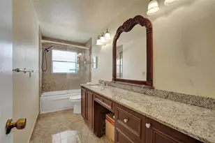 1720 W Oak Knoll Cir, Davie, FL 33324 - Photo 31