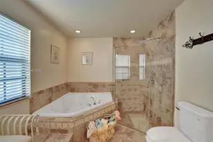 1720 W Oak Knoll Cir, Davie, FL 33324 - Photo 23