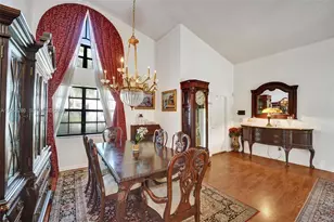 1720 W Oak Knoll Cir, Davie, FL 33324 - Photo 9