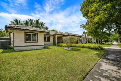20533 SW 132nd Ave, Miami, FL 33177 - Photo 3