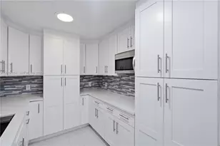16839 Whirley Rd, Lutz, FL 33558 - Photo 9