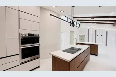 2765 NE 35th Dr, Fort Lauderdale, FL 33308 - Photo 9