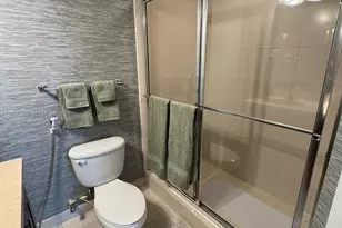 1111 SW 1st Ave, Miami, FL 33130 - Photo 29