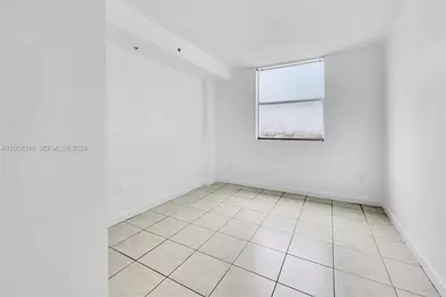 1 Glen Royal Pkwy #1010, Miami, FL 33125 - Photo 9