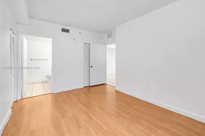 1 Glen Royal Pkwy #1010, Miami, FL 33125 - Photo 13