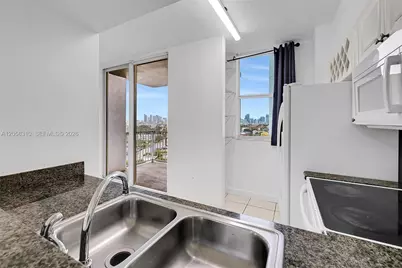 1 Glen Royal Pkwy #1010, Miami, FL 33125 - Photo 3