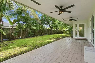 701 Westward Dr, Miami Springs, FL 33166 - Photo 25