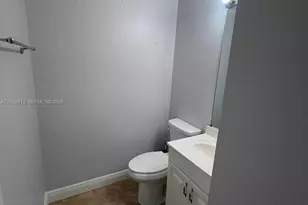 9116 NW 35th Pl, Sunrise, FL 33351 - Photo 9