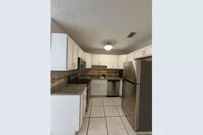 9116 NW 35th Pl, Sunrise, FL 33351 - Photo 5
