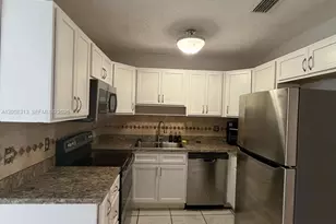 9116 NW 35th Pl, Sunrise, FL 33351 - Photo 5