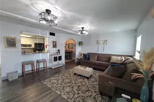6605 NW 80th Ct, Tamarac, FL 33321 - Photo 5