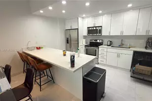 600 NE 36th St, Miami, FL 33137 - Photo 7