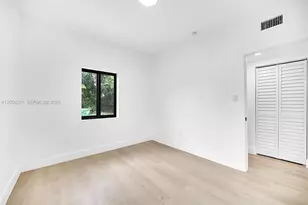 580 NW 116th Terrace, Miami, FL 33168 - Photo 11