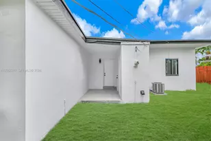 580 NW 116th Terrace, Miami, FL 33168 - Photo 3