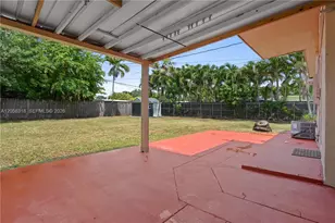 4641 SW 99th Ct, Miami, FL 33165 - Photo 27