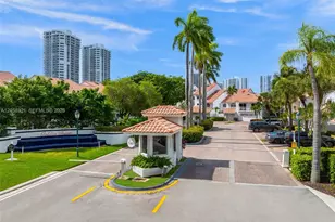 3748 NE 209th Terrace, Aventura, FL 33180 - Photo 31