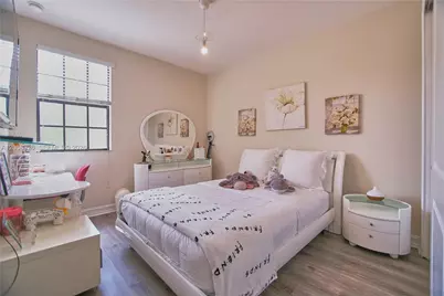 129 Riverwalk Cir E, Plantation, FL 33325 - Photo 11