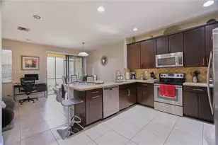 129 Riverwalk Cir E, Plantation, FL 33325 - Photo 5