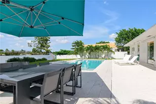 20950 NE 25th Ct, Miami, FL 33180 - Photo 27
