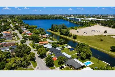 6361 Tamiami Canal Rd, Miami, FL 33126 - Photo 29
