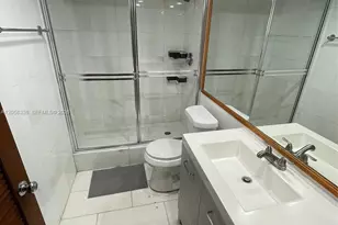 1717 N Bayshore Dr, Miami, FL 33132 - Photo 19