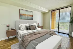 900 SW 8th St, Miami, FL 33130 - Photo 9