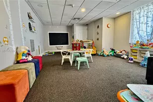 900 SW 8th St, Miami, FL 33130 - Photo 21