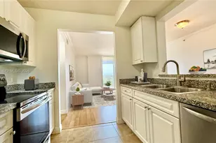 900 SW 8th St, Miami, FL 33130 - Photo 5
