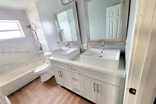 7761 NW 41st St, Hollywood, FL 33024 - Photo 7