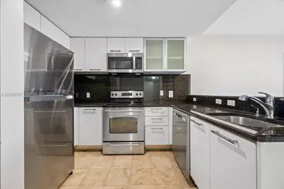 3339 Virginia St #PH-3, Miami, FL 33133 - Photo 5