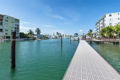 7950 Tatum Waterway Dr #N12, Miami Beach, FL 33141 - Photo 3