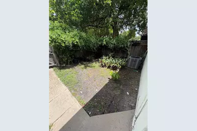 410 Pinecrest Dr #2, Miami Springs, FL 33166 - Photo 15