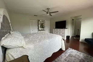 1066 NE 202nd Ln, Miami, FL 33179 - Photo 43