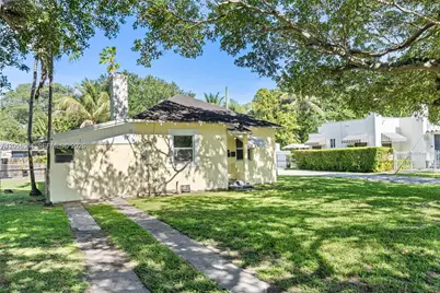 8701 NE 8th Ct, Miami, FL 33138 - Photo 11