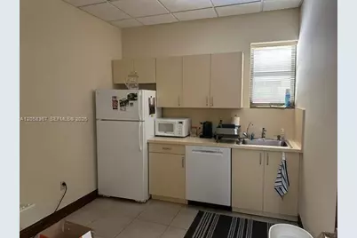 35 Almeria Ave, Coral Gables, FL 33134 - Photo 7