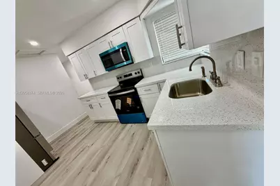 1101 NW 201st St, Miami Gardens, FL 33169 - Photo 17