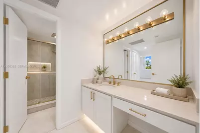 300 Bayview Dr #202, Sunny Isles Beach, FL 33160 - Photo 13