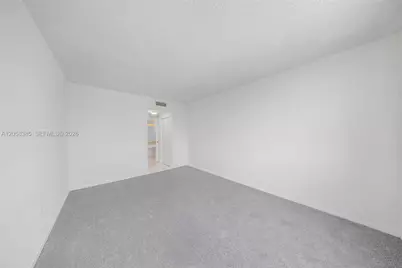 300 Bayview Dr #202, Sunny Isles Beach, FL 33160 - Photo 7