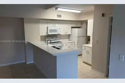 2600 S University Dr #325, Davie, FL 33328 - Photo 11