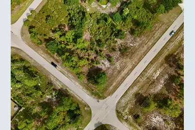 1041 Columbus Blvd, Lehigh Acres, FL 33974 - Photo 23