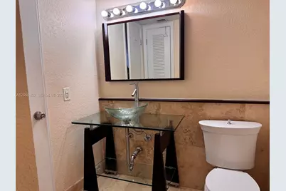 2640 NE 135th St #406, North Miami, FL 33181 - Photo 5