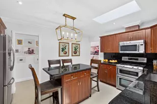 1271 W 78th St, Hialeah, FL 33014 - Photo 17