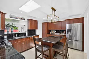 1271 W 78th St, Hialeah, FL 33014 - Photo 15