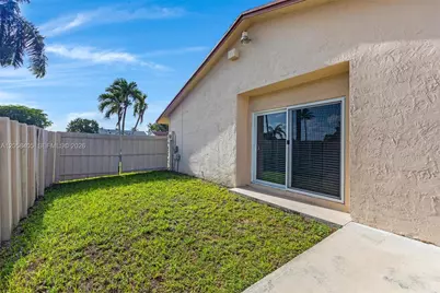 1616 SW 137th Pl, Miami, FL 33175 - Photo 39