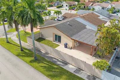 1616 SW 137th Pl, Miami, FL 33175 - Photo 13