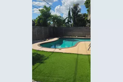 2294 NW 63rd Ave, Margate, FL 33063 - Photo 17