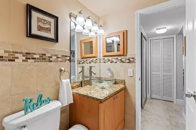 6215 W 20th Ave #402, Hialeah, FL 33012 - Photo 19