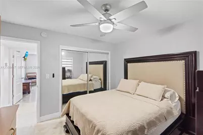 6215 W 20th Ave #402, Hialeah, FL 33012 - Photo 15